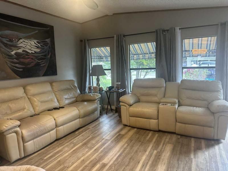 4437 Arlington Park Dr Lot # 103