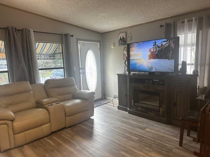 4437 Arlington Park Dr Lot # 103