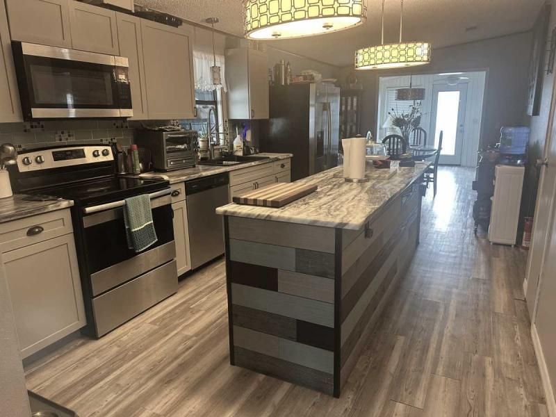 4437 Arlington Park Dr Lot # 103