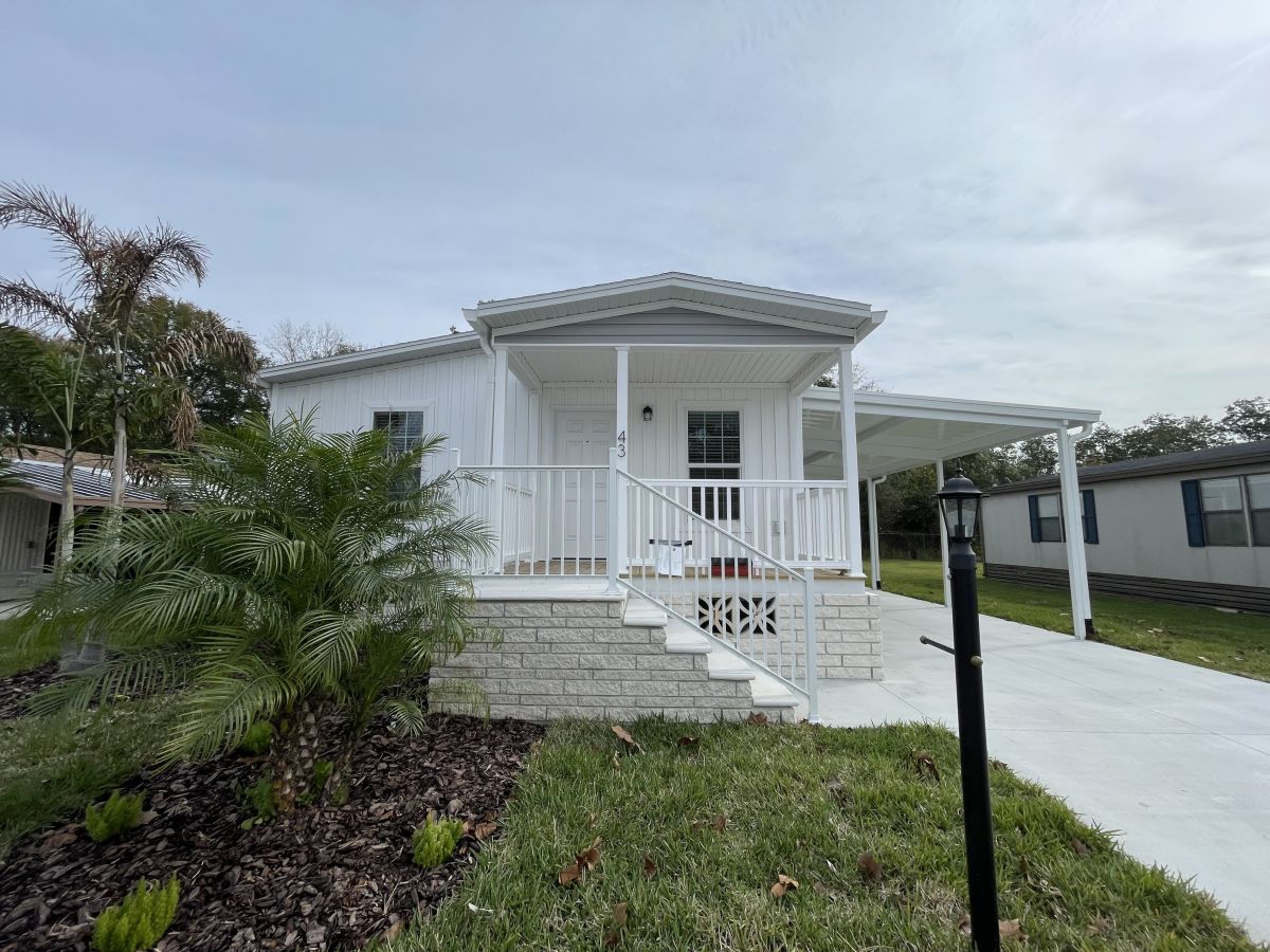 3000 US HWY 17/92 W, LOT #43