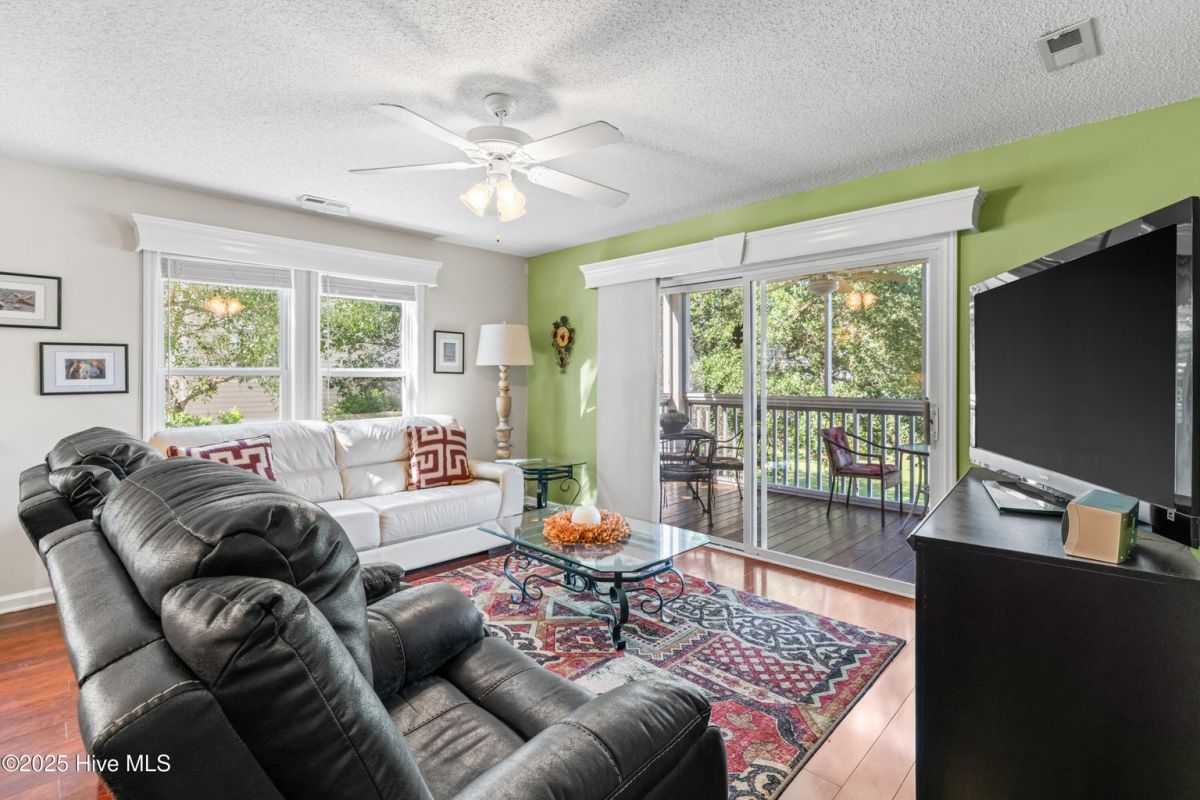 3350 Club Villas Drive