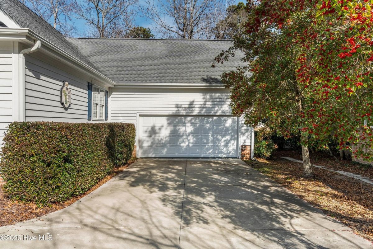 6842 Glass Pond Court