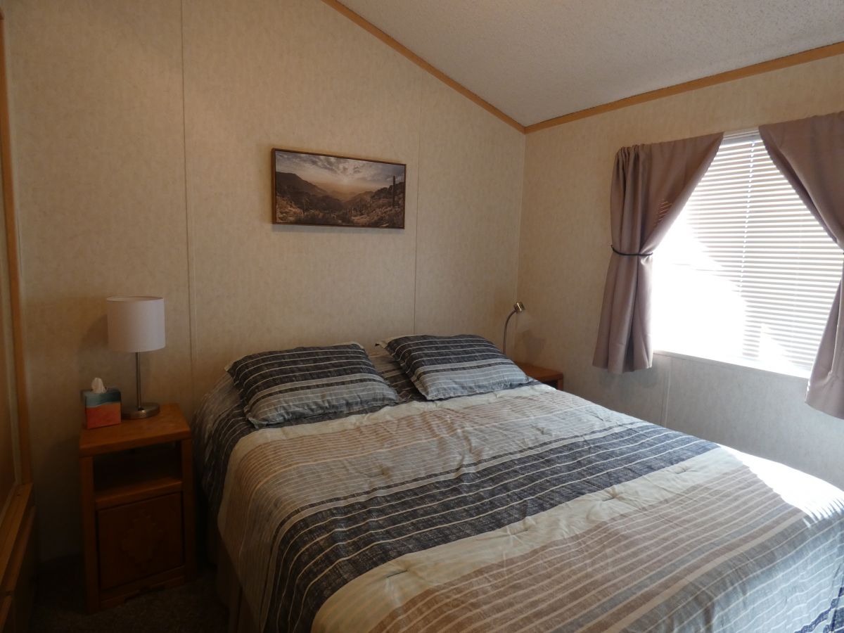 1110 North Henness Rd 205