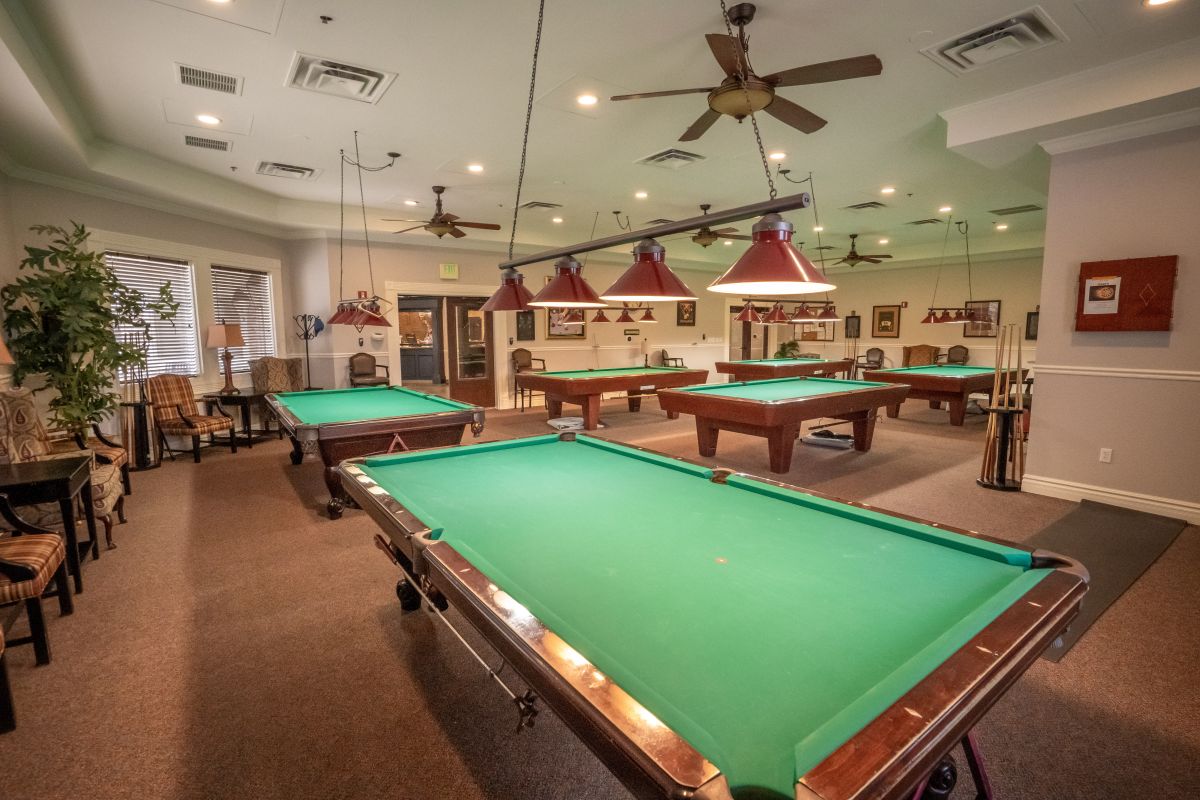 1110 North Henness Rd 1523