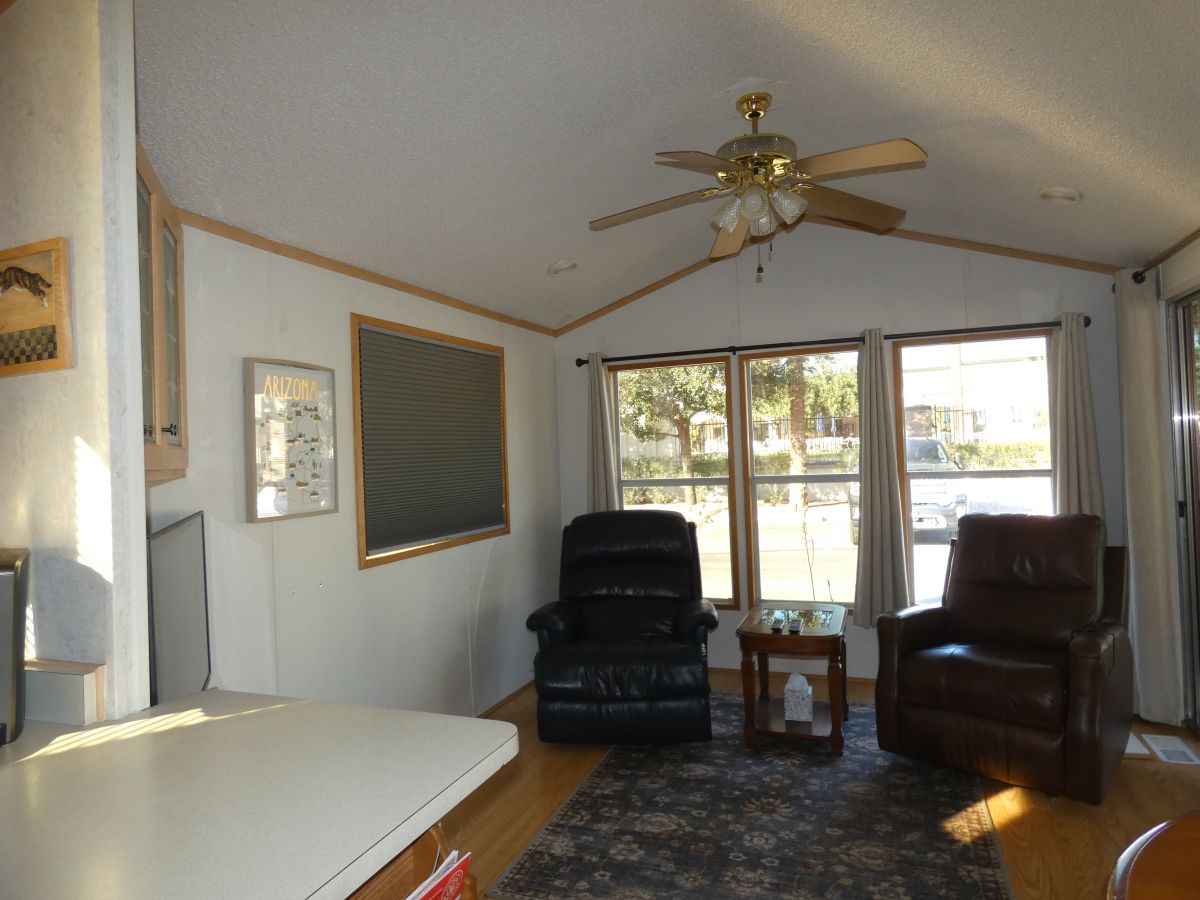 1110 North Henness Rd 158