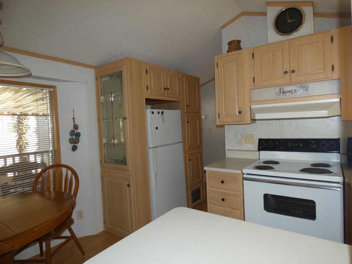 1110 North Henness Rd 158