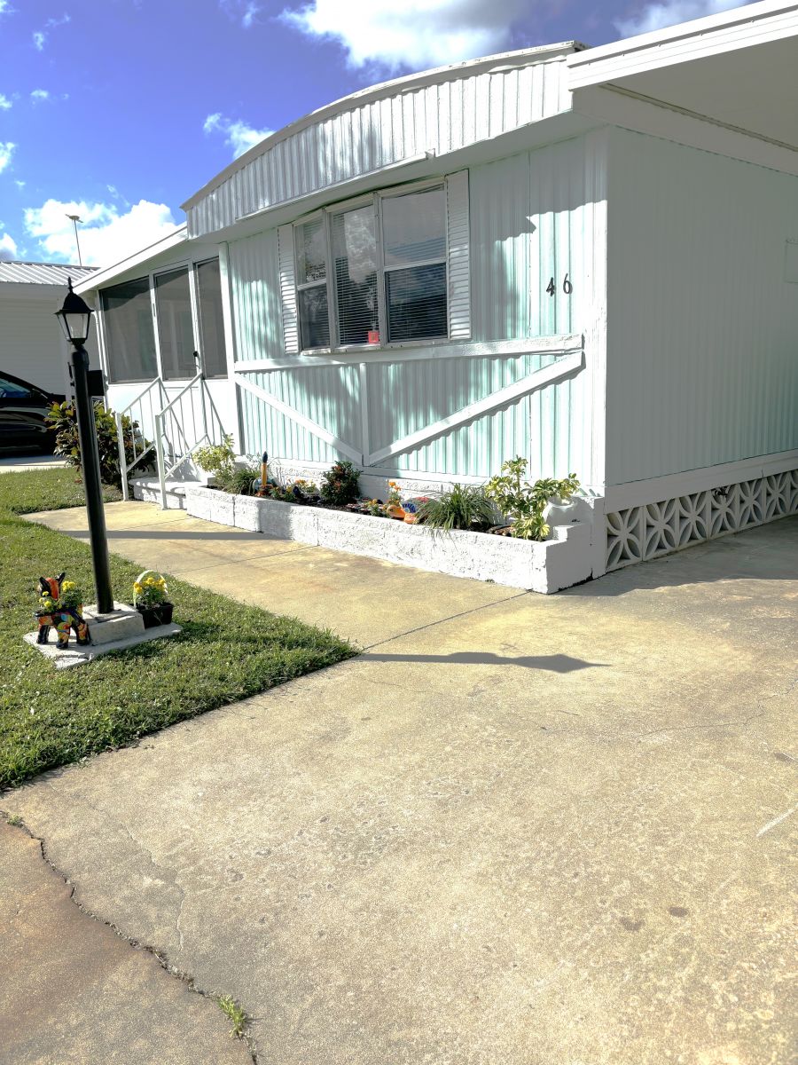 2552 NE Turner Ave #0046