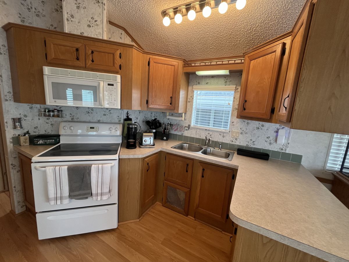 11911 66th Street 708