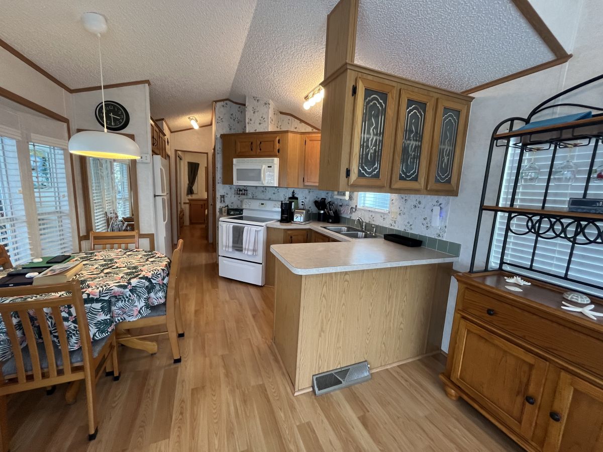 11911 66th Street 708