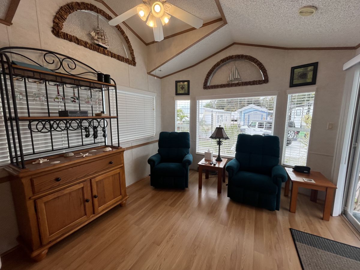 11911 66th Street 708