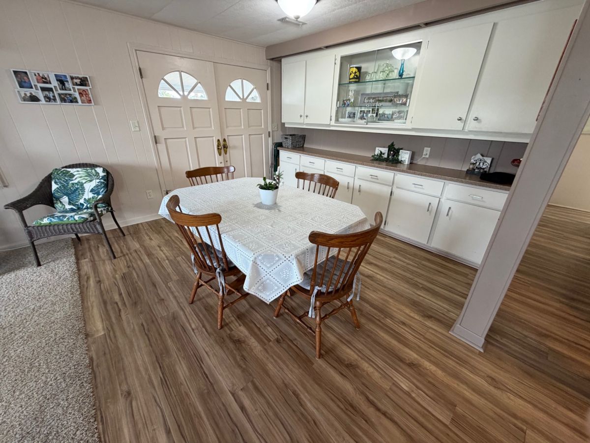 3108 Saralake Dr., South