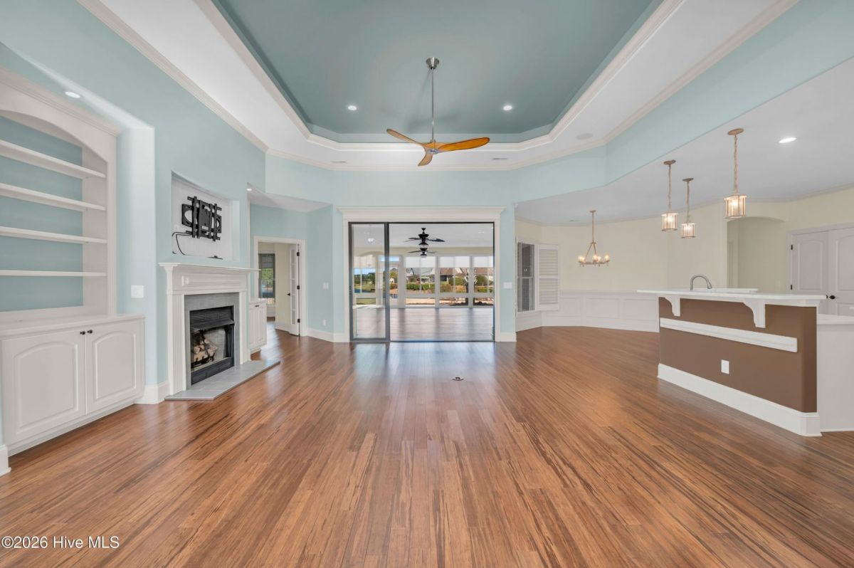 8476 Compass Pointe East Wynd