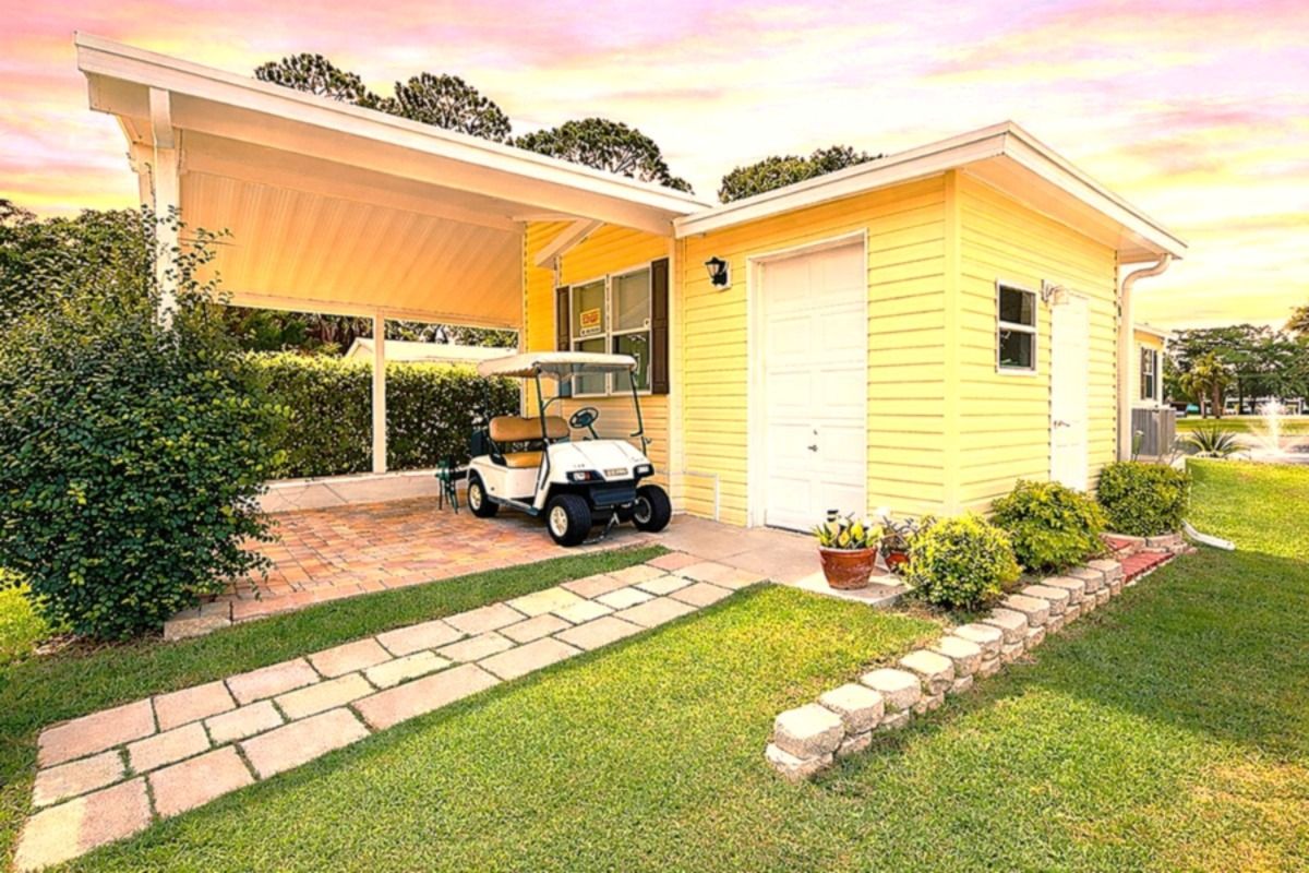 2696 S. PEBBLEBROOK DR.