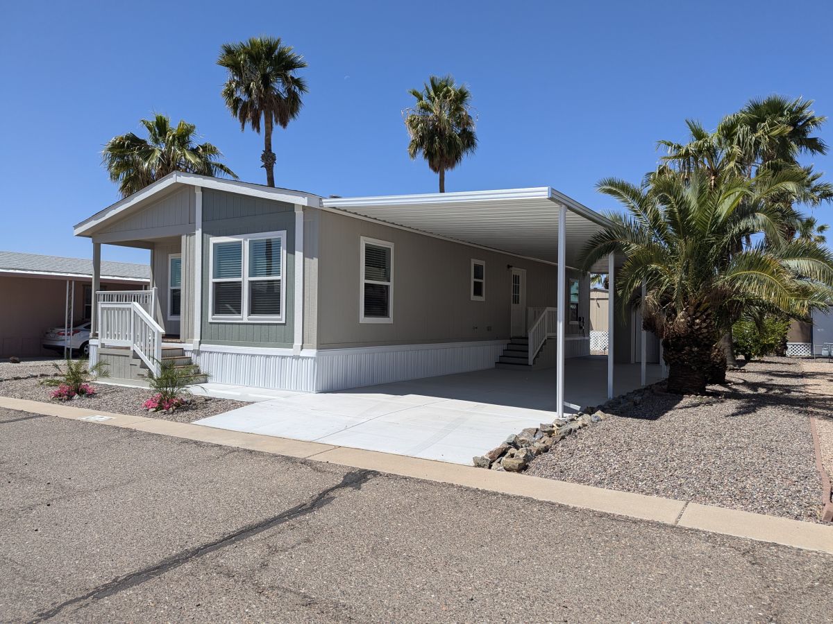 8600 E. Broadway Rd, Lot 102