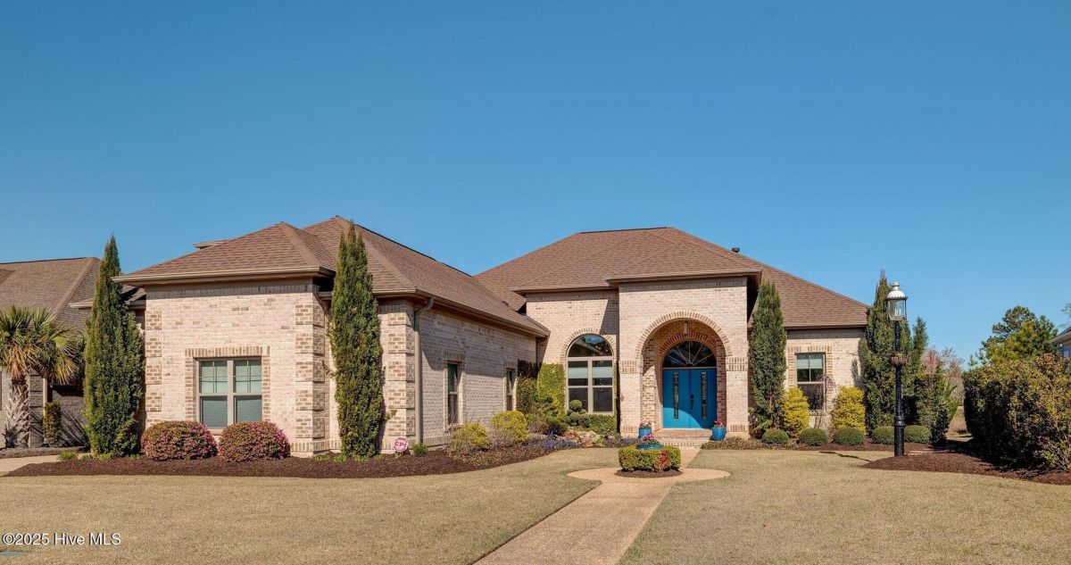 8800 Maple Ash Trail