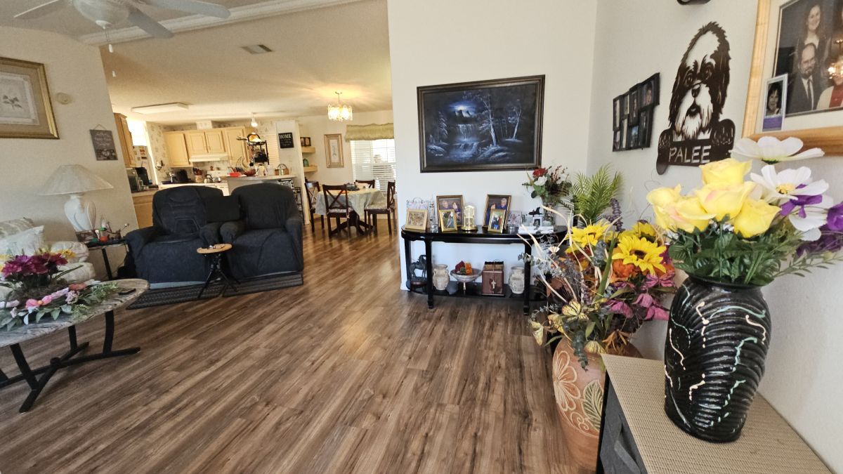 7062 W Lincolnshire Drive