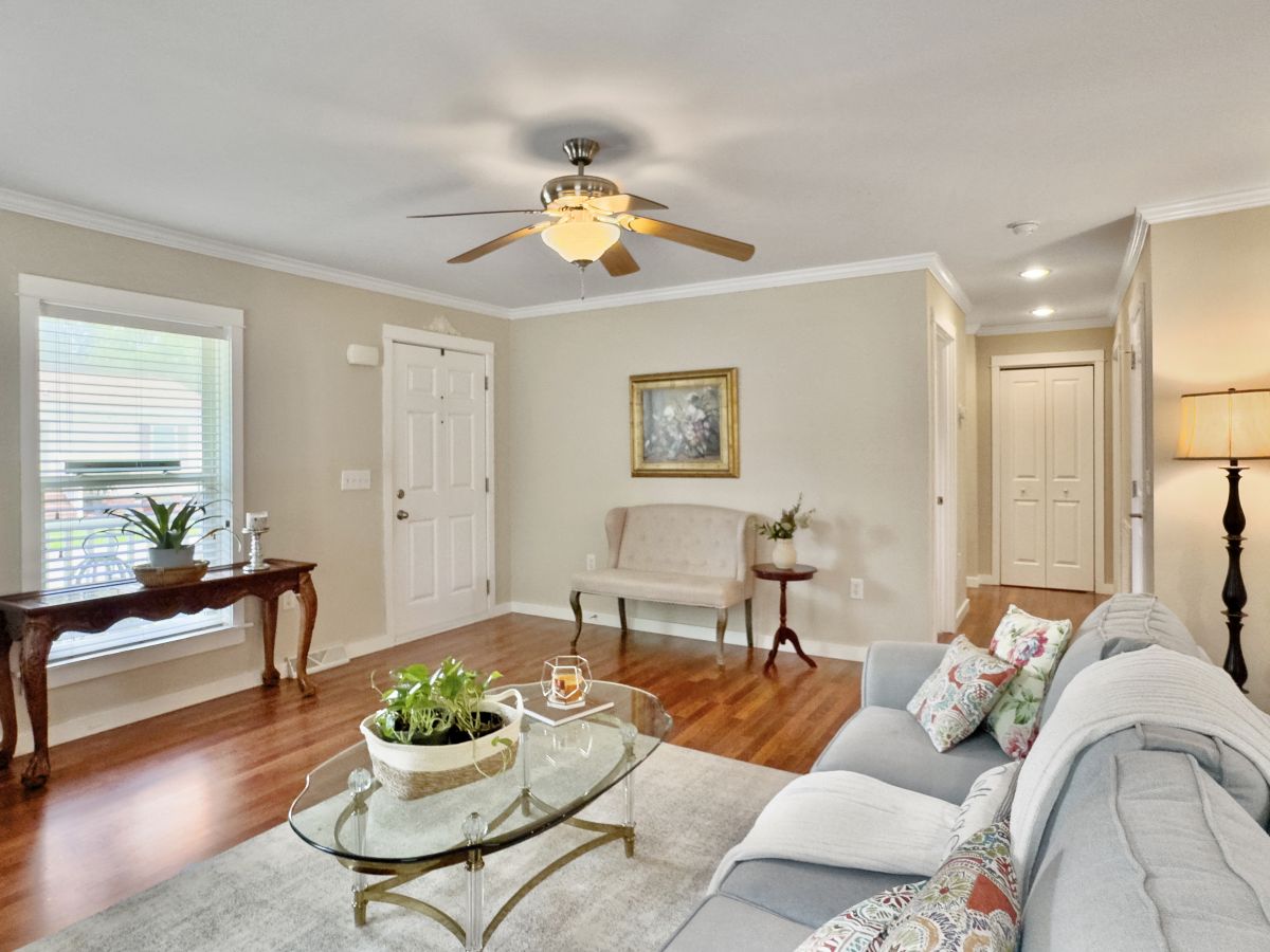 261 Woodcarver Circle