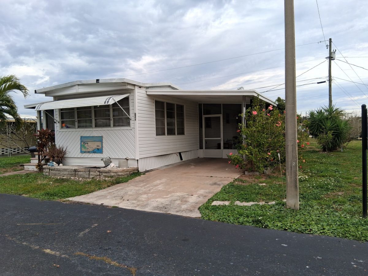 7403 46TH Ave. N. Lot 329