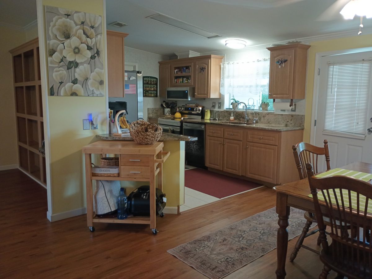 3735 Russian Olive Ln