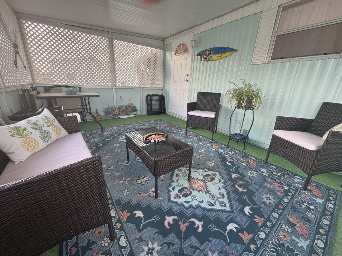 2552 NE Turner Ave #0046