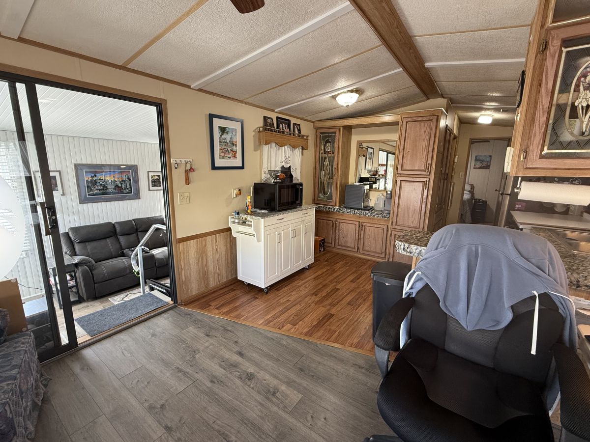 23 Great White Drive