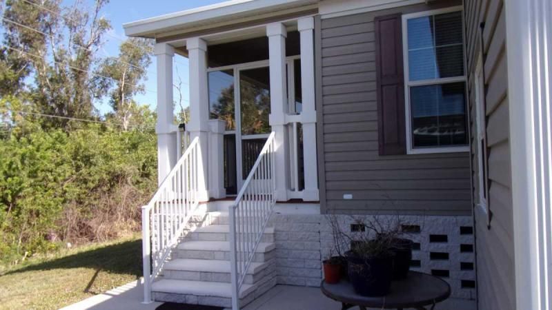 701 Aqui Esta Dr. #215