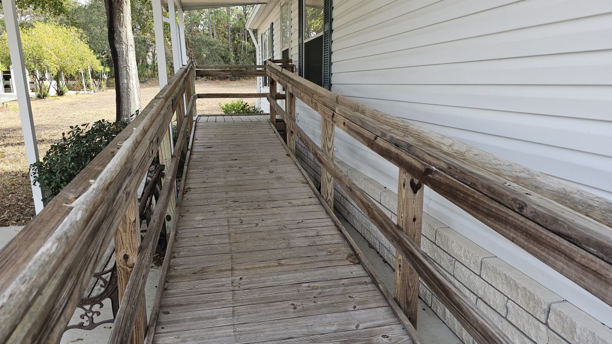 6630 W Castlewood Lane