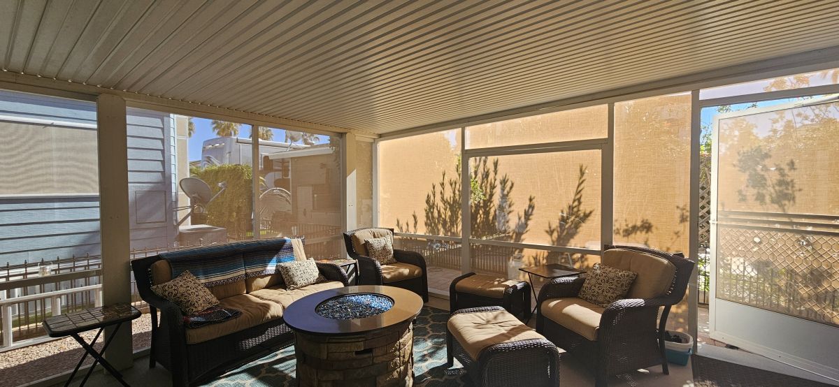 1110 North Henness Rd 1580