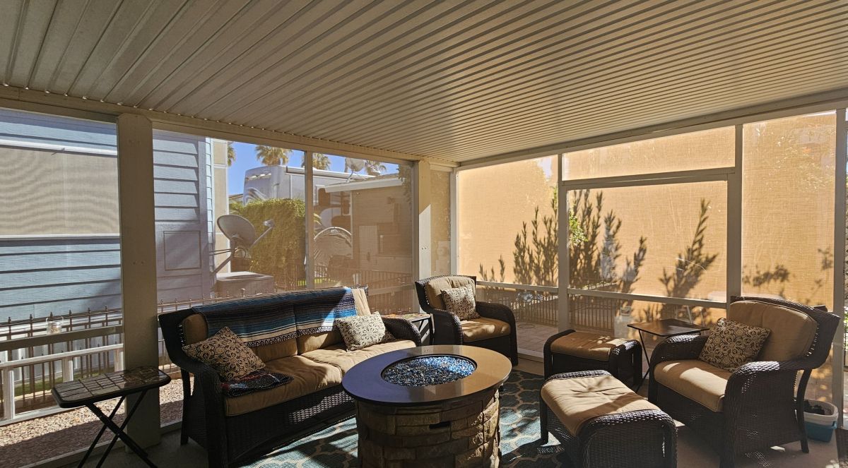 1110 North Henness Rd 1580