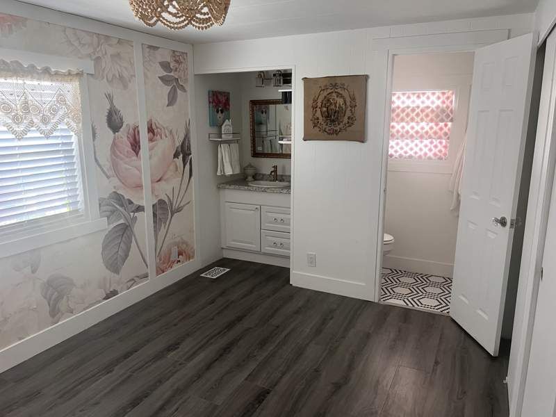 4450 Lady Beverlee Court North, #184