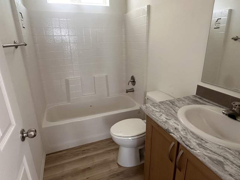 2727 E. University Drive, #062