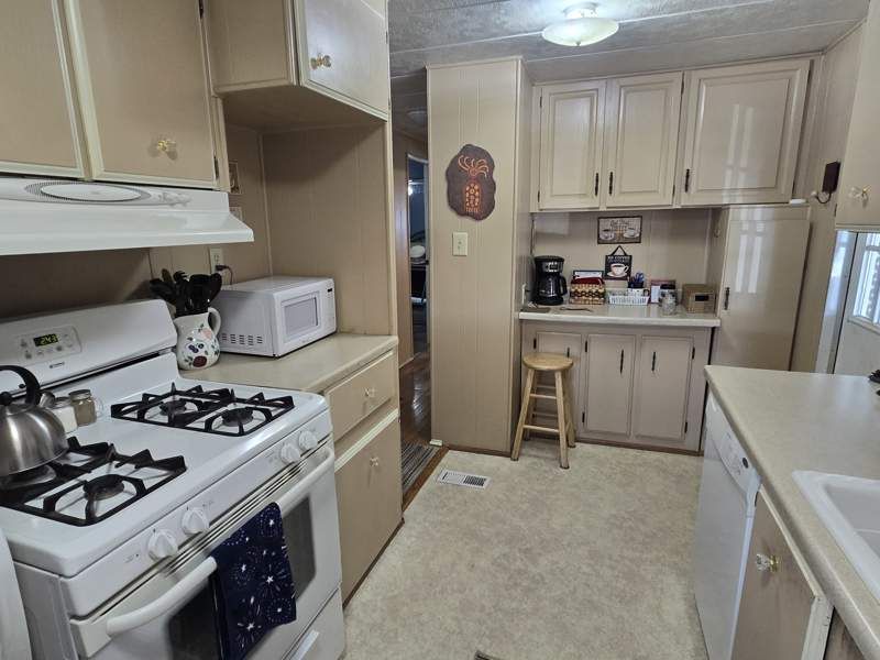 4065 E. University Drive #157