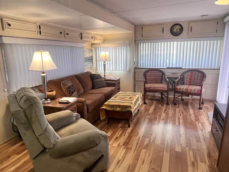 4065 E. University Drive #60