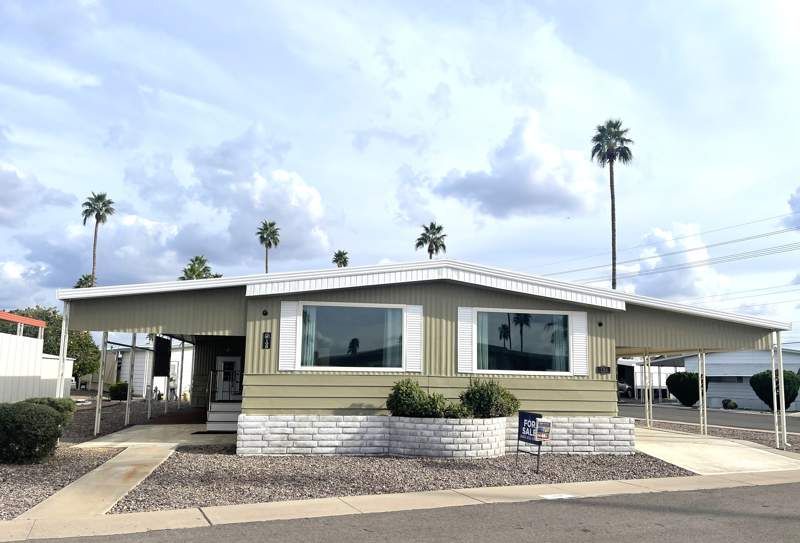305 S. Val Vista Drive #198
