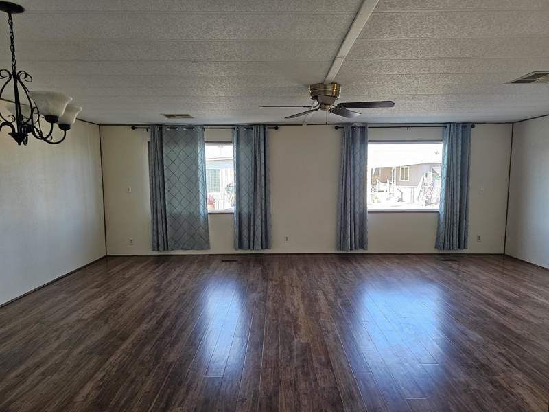 305 S. Val Vista Drive #198