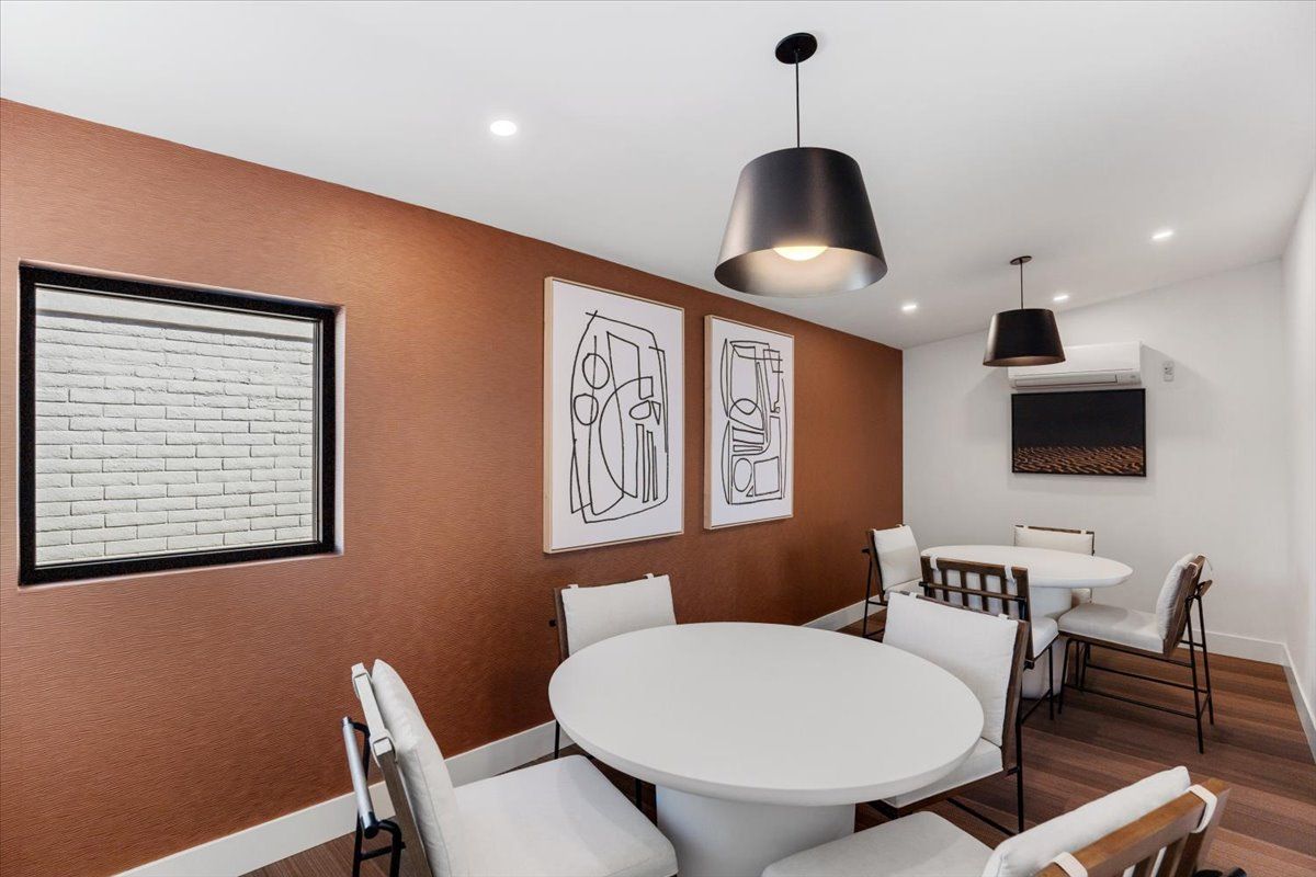 4065 E. University Drive #29