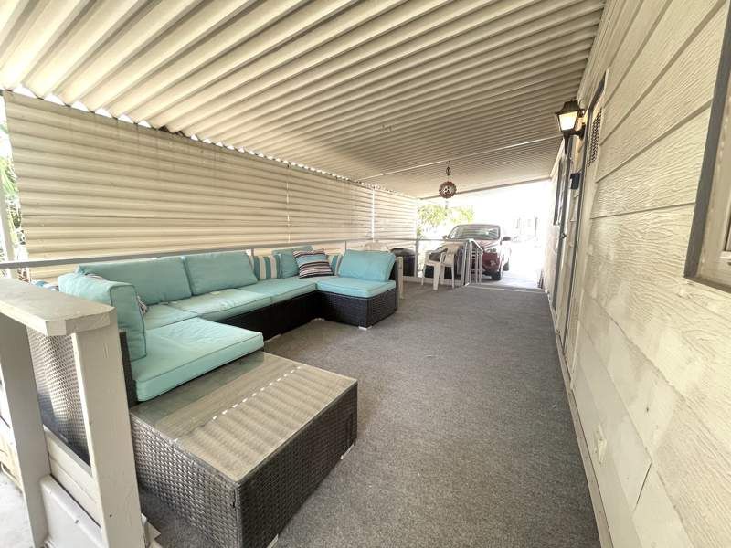 305 S. Val Vista Drive #328