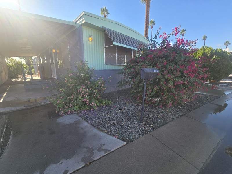 2601 East Allred Ave #11