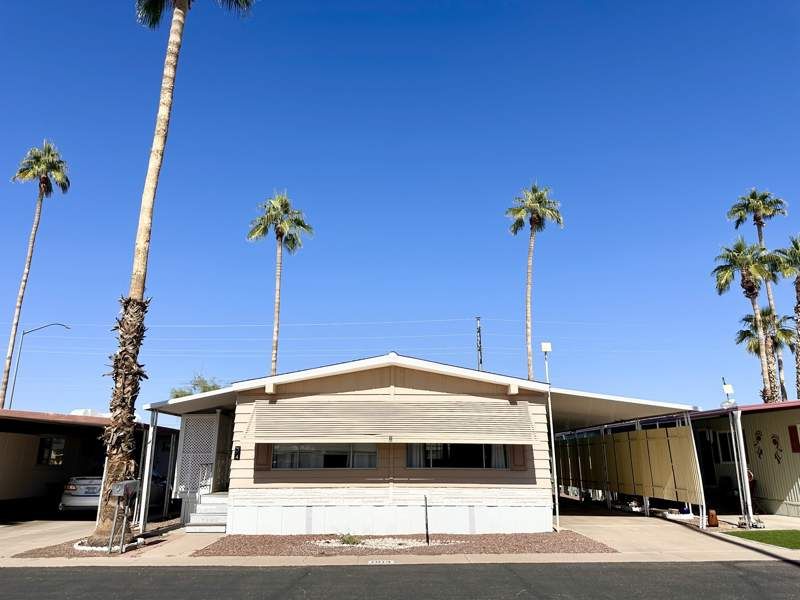 4065 E. University Drive #4