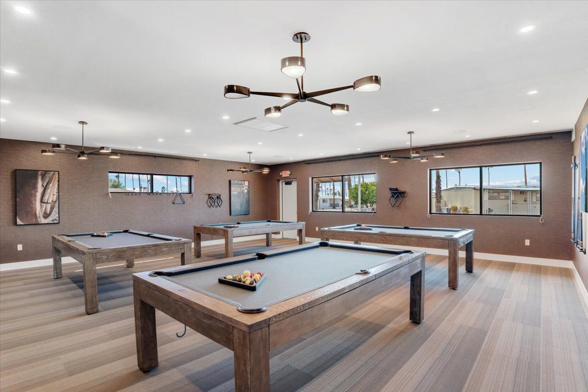 4065 E. University Drive #287