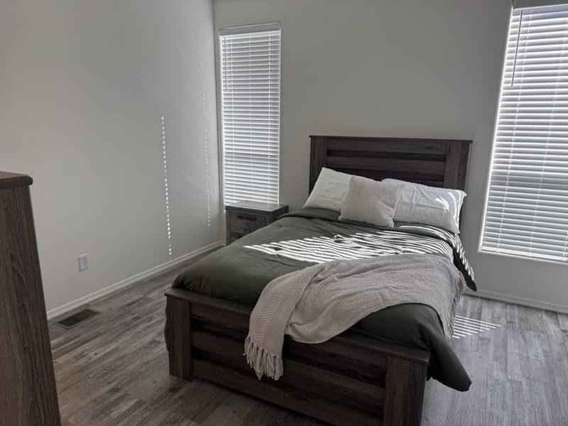 4470 E. Vegas Valley Dr. #112