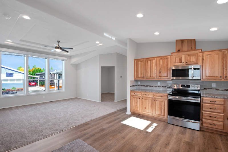 2410 Lancaster Dr. SE, #357