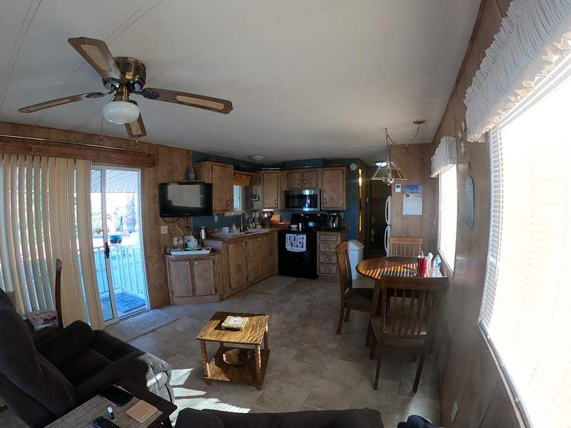 1050 S. Arizona Blvd. #019