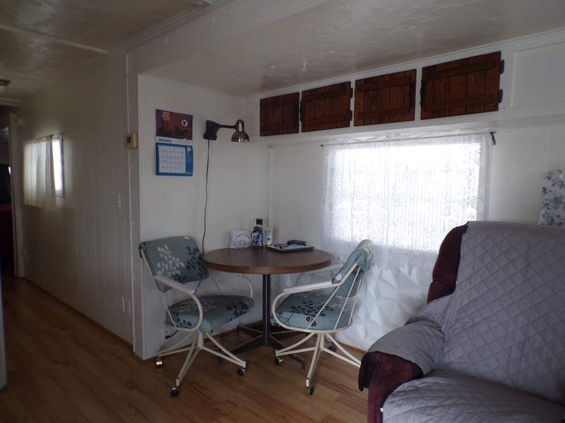 1050 S. Arizona Blvd. #195