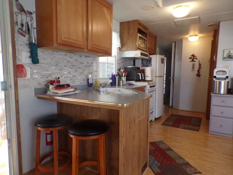 1050 S. Arizona Blvd. #129