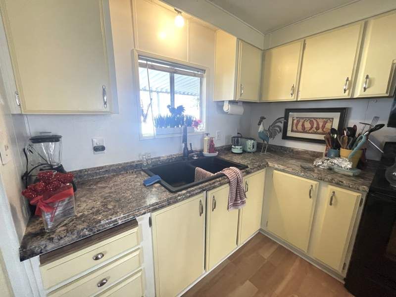 305 S. Val Vista Drive #329