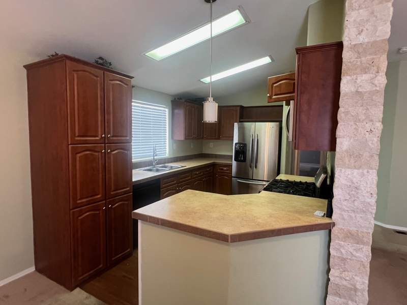 2050 W. Dunlap Ave #C106