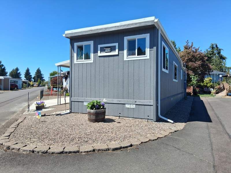 2200 Lancaster Dr SE #14A