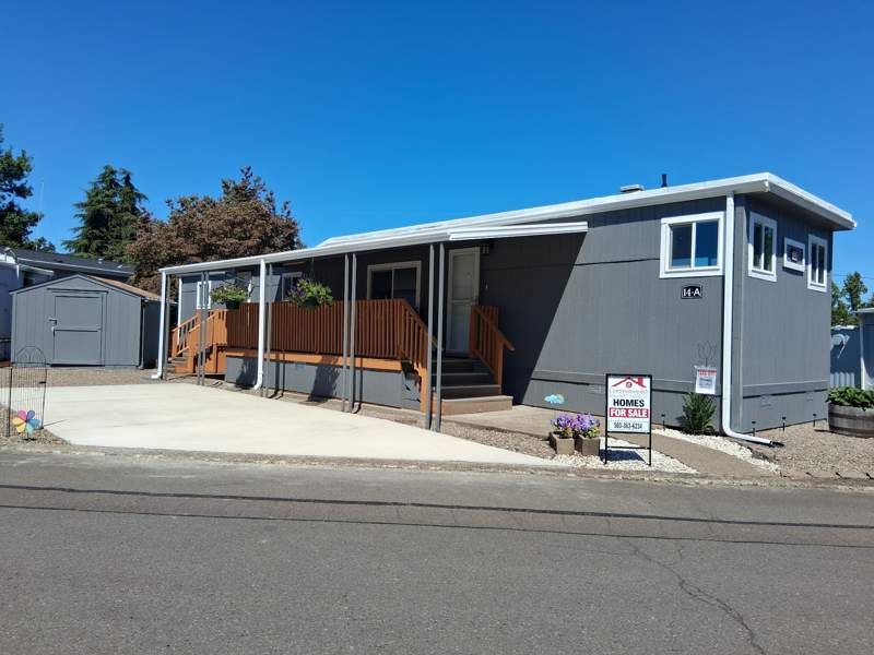 2200 Lancaster Dr SE #14A