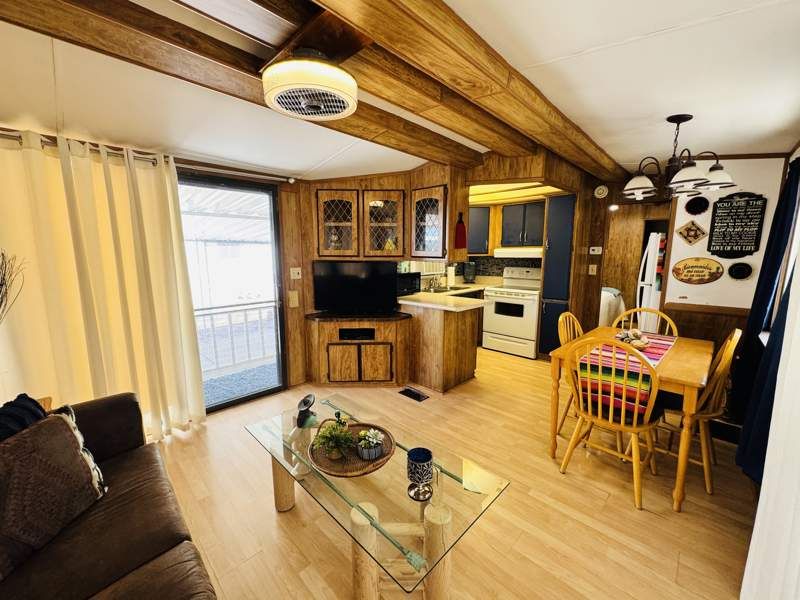 10442 N Frontage Rd #373